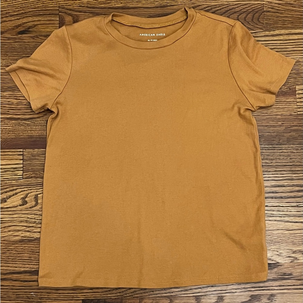 Ladies, American Eagle Fall Colored 
Soft S-Sleeve T-Shirt, Size XS